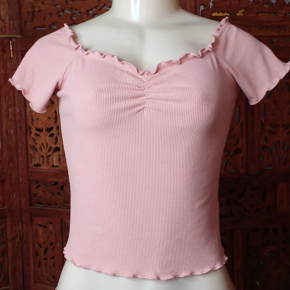 Ambience: Top - Picture 3 of 7